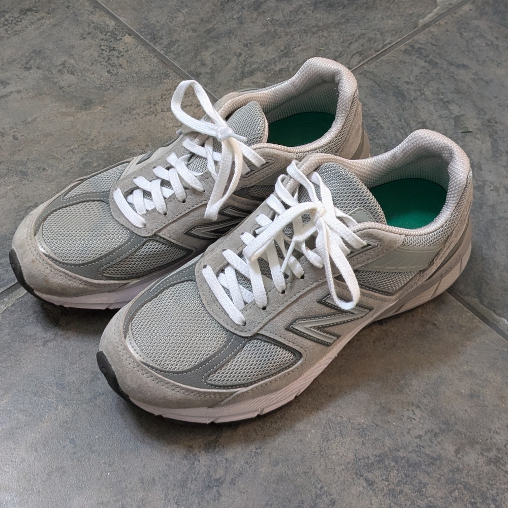 New Balance 990 V5s
